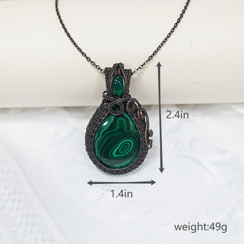 Labradorite Necklace Polished Heart Pendent Healing Crystal for Women Match With Decorative Necklace Holiday Gift